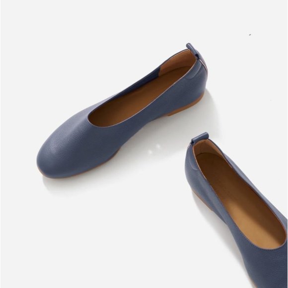 Everlane Shoes - Everlane The Italian Leather Day Glove in Navy Blue Womens Shoes Loafers flats